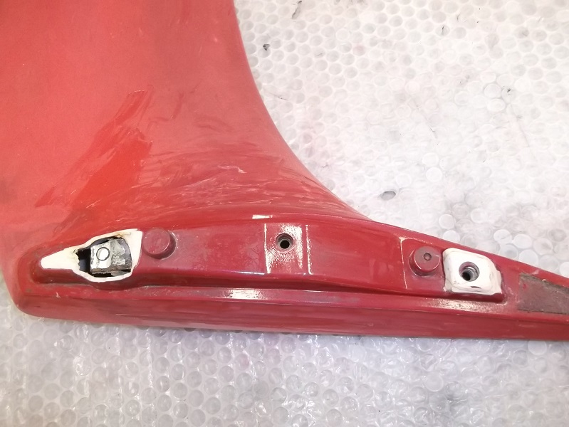restauration carrosserie exterieur MR2 mk2 REV1 Fixation-aileron-sup-3d120d4